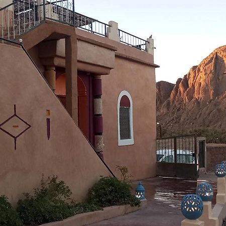 Auberge Restaurant Tissili " Oasis De Fint" Eksteriør bilde