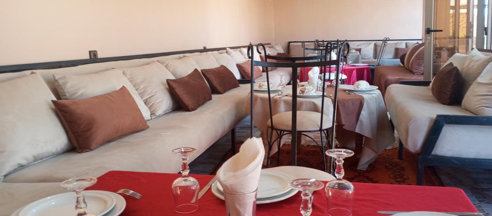 Auberge Restaurant Tissili " Oasis De Fint" Eksteriør bilde