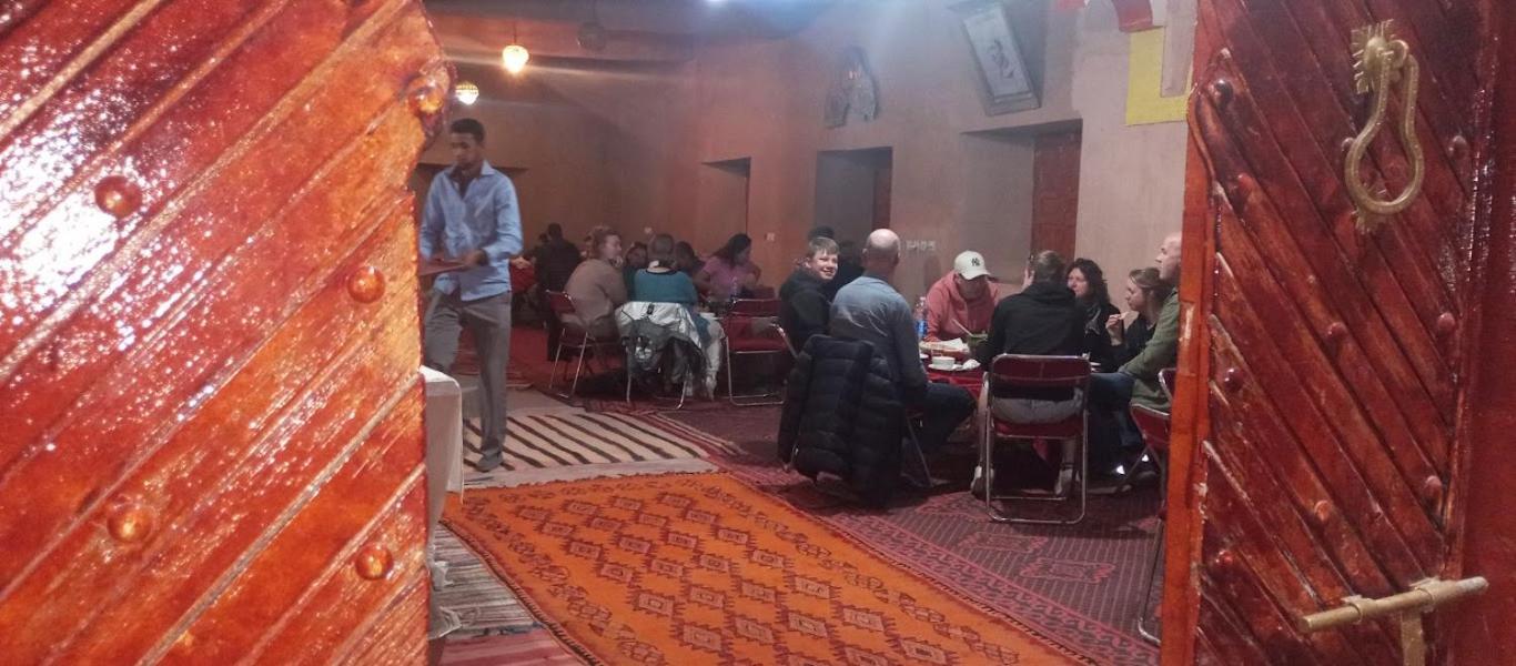 Auberge Restaurant Tissili " Oasis De Fint" Eksteriør bilde
